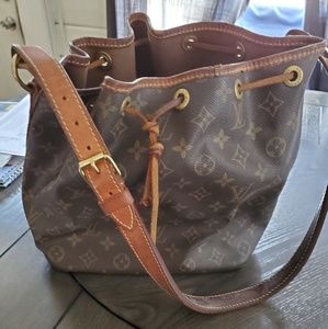 LV Bucket Bag